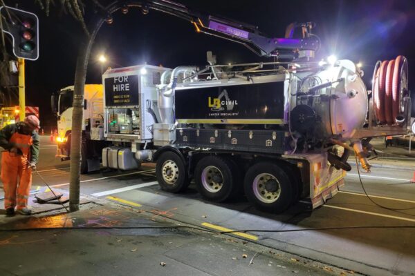 lb_civil_construction_drainage_earthworks_infrastructure_memorial_ave_water_main_1